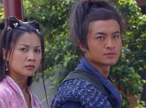 青河绝恋$东方不败练成了葵花宝典第九重 却败在令狐冲手中?