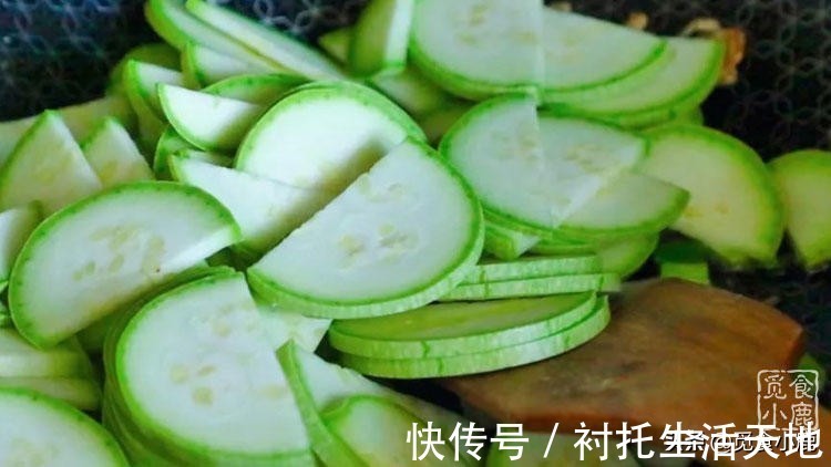 快手|5分钟就能做好一道快手家常菜,简单又好吃,还能补钙,老少皆宜