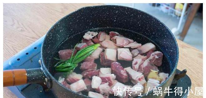 晚餐忙碌2小时,有荤有素准时上桌,花费30元不到,全家吃得香