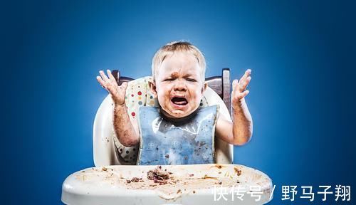 委屈|宝宝被妈妈骂哭,为何还要妈妈抱?背后原因,很暖心