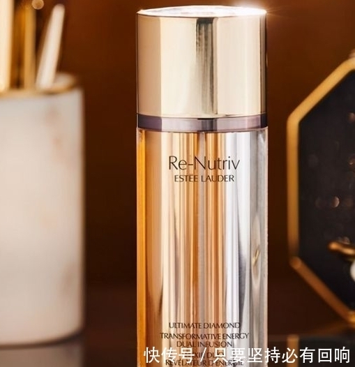 vc|加班熬夜必备小能手的精华液测评:提亮改善暗沉抗老化,口碑不错