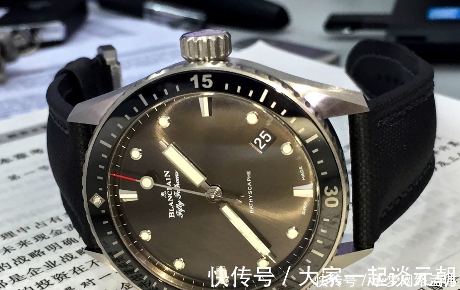 潜水|为什么男人都爱宝珀五十噚,当然是有其原因的