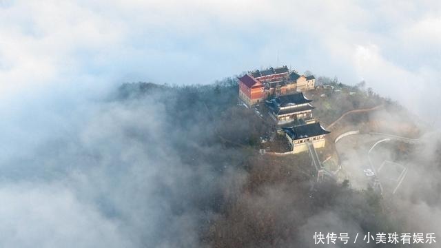 冬日金寨灵山，云飞雾涌时节！