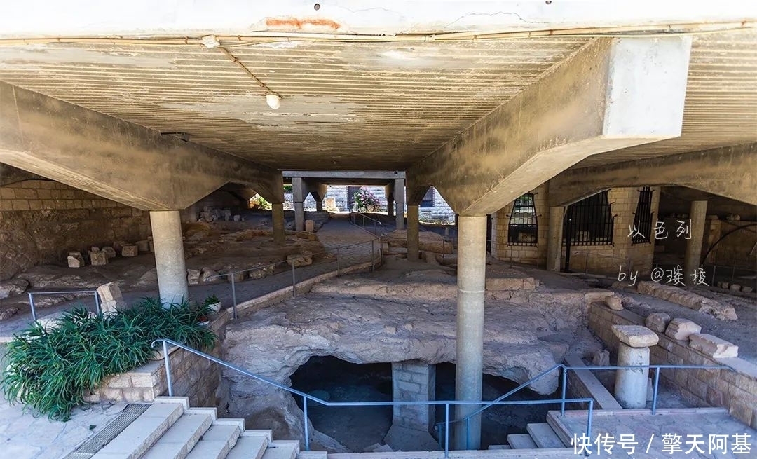 一个远在中东的教堂,里面竟然有来自中国的圣母像,而且形似妈祖!