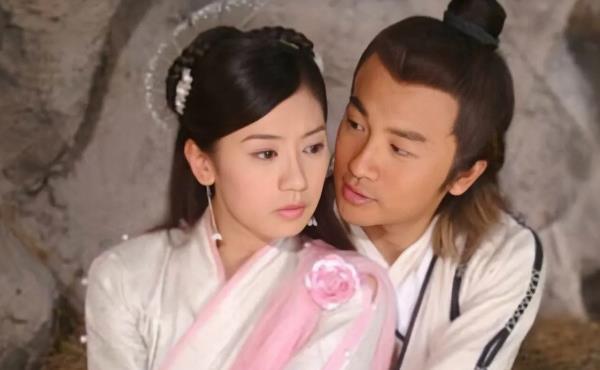 张无忌死都想不到,周芷若的身世有大秘密,不然早已娶她为妻!