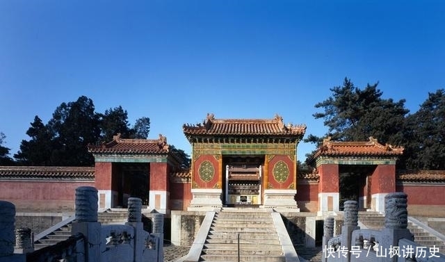 弘历|直击乾隆陵墓：弘历亲自挑选的风水宝地，同穴陪葬有五个女人