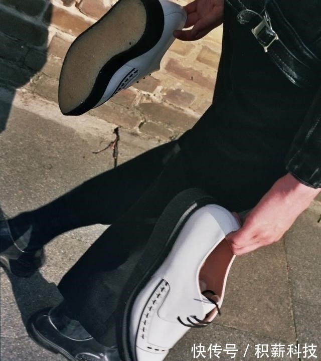 coach 如何让一个男人在几分钟内,爱上「尖头皮鞋」