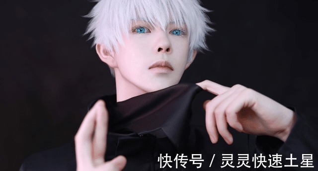 cos|鸽了一个半月后,熊祁COS《咒术回战》五条悟,网友这腿是真的