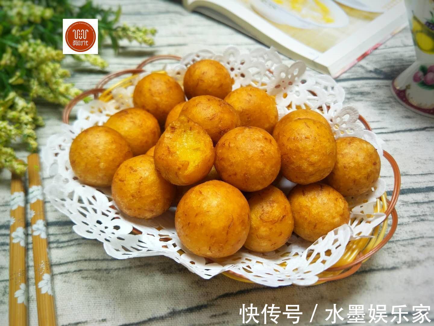 南瓜不要煮粥喝了，教你个新吃法，做出来比鸡米花都好吃！