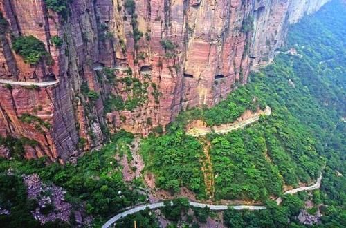 老年|河南这个村太厉害，以奇绝水景和挂壁公路闻名于世，被誉太行明珠