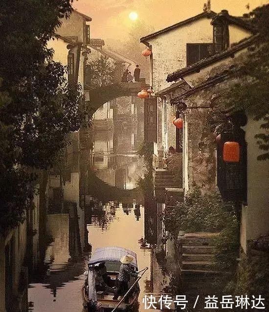 太美了,世界照片今天终于传来,罕见至极,一睹为快