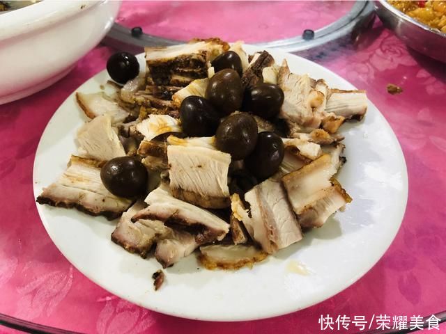 炒豆角|岳父生日摆寿宴，在农村这10菜1汤不到400块，大家来看看值不值吧