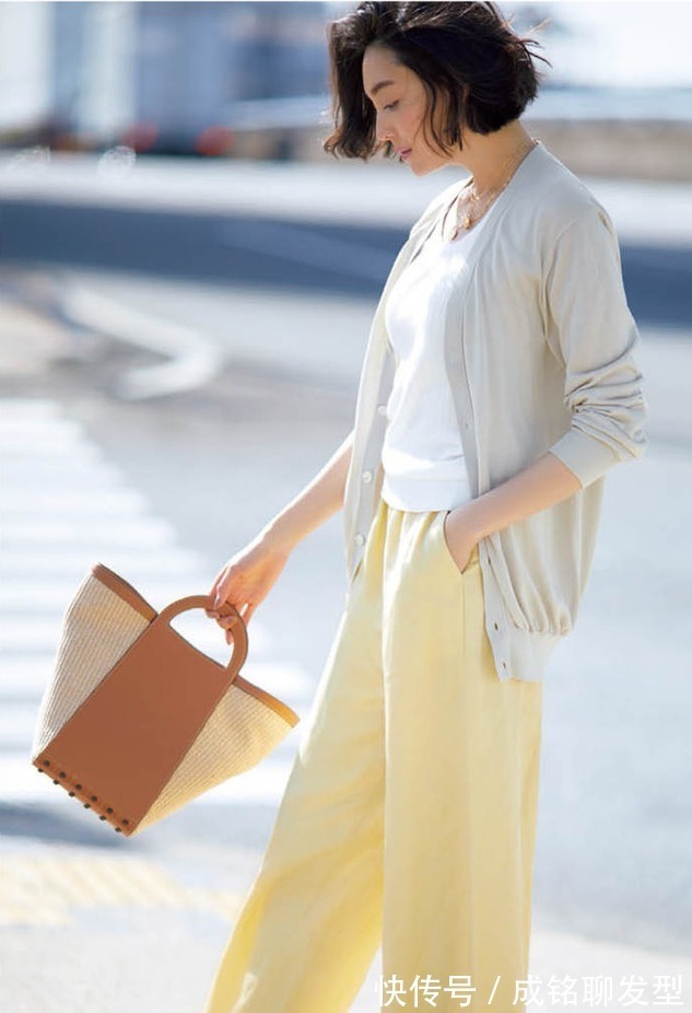 女性 50岁女人穿搭要重新定位,学这位博主的气质穿搭,优雅时尚又高级