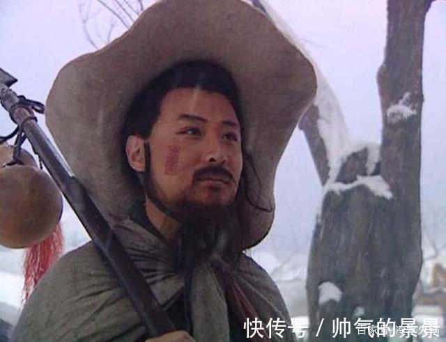 梁山!水浒梁山排名的玄机,三位被贬低,两位被高抬,他被宋江抹黑