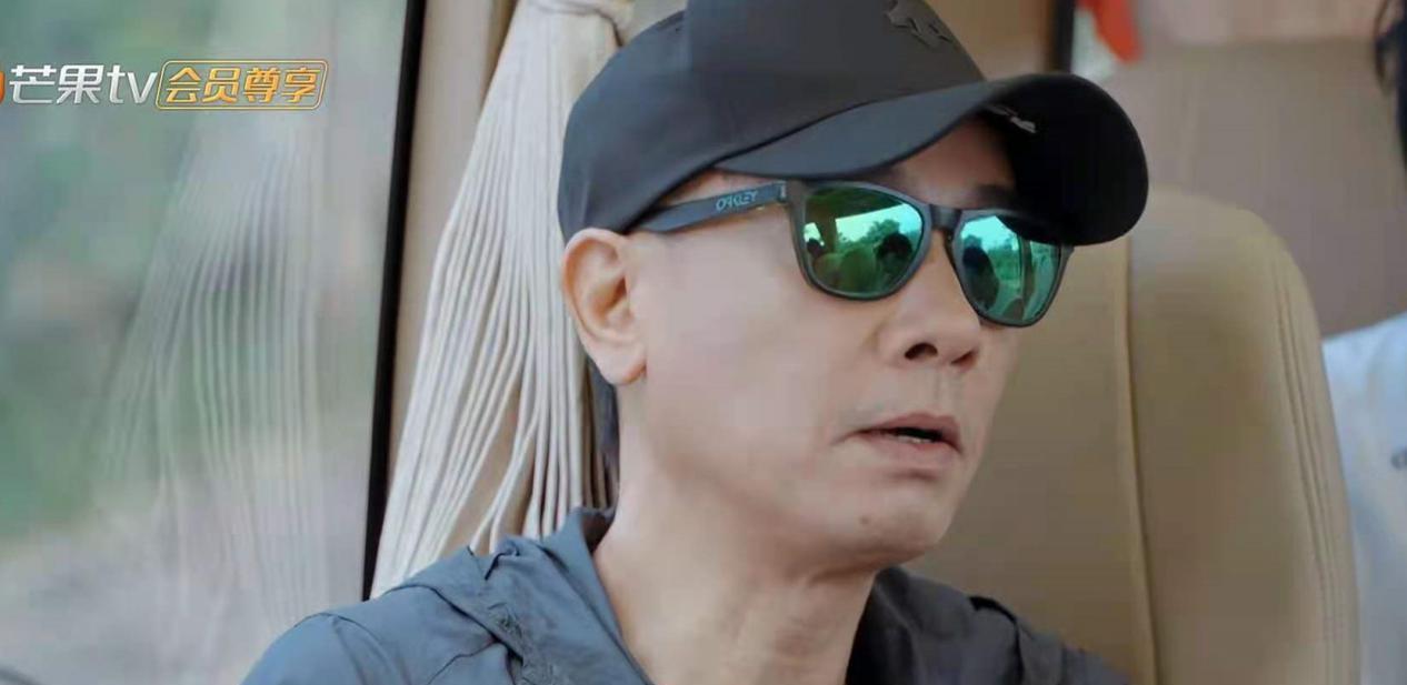 代表隊|《披荊斬棘的哥哥》的兩個大哥！陳小春讓GAI乖巧，熱狗怕趙文卓