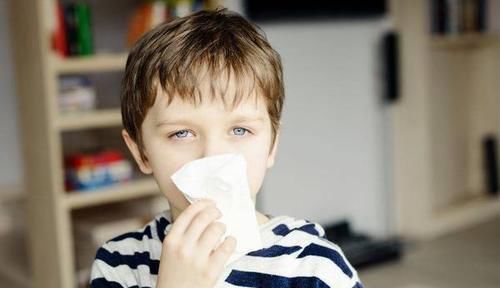 到底|孩子咳嗽有痰怎么办？这8个现象，教你来辨别到底是风寒还是风热