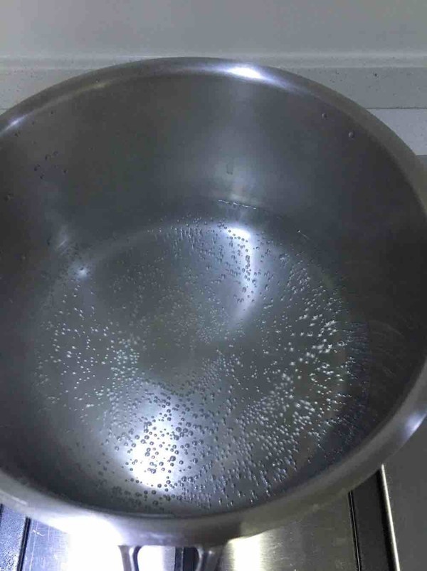 这菜千万不要隔夜吃!吃了比吸烟危害还大,许多人都在做这菜