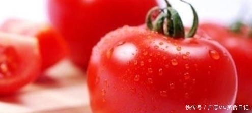 几秒钟|西红柿去皮不需开水烫,大厨教大家一个去皮方法,几秒钟就能搞定