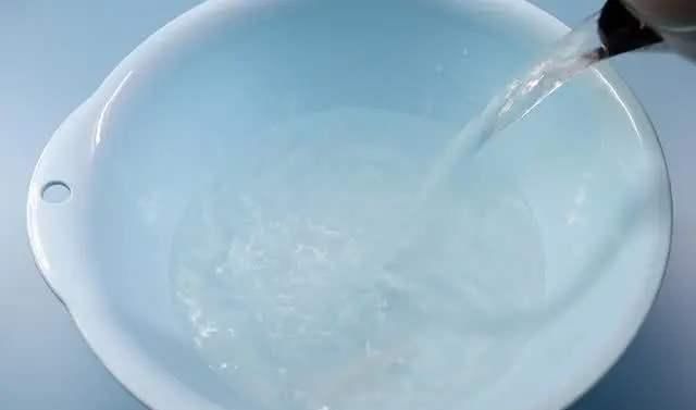 淘米|毛巾用久了又臭又滑，这样清洗更干净方便，不得不感叹太聪明了