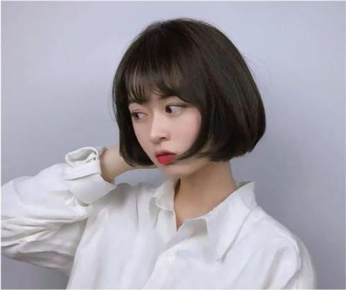 发尾|过年剪什么发型好看，拜年长辈都喜欢，几款发型任你选！