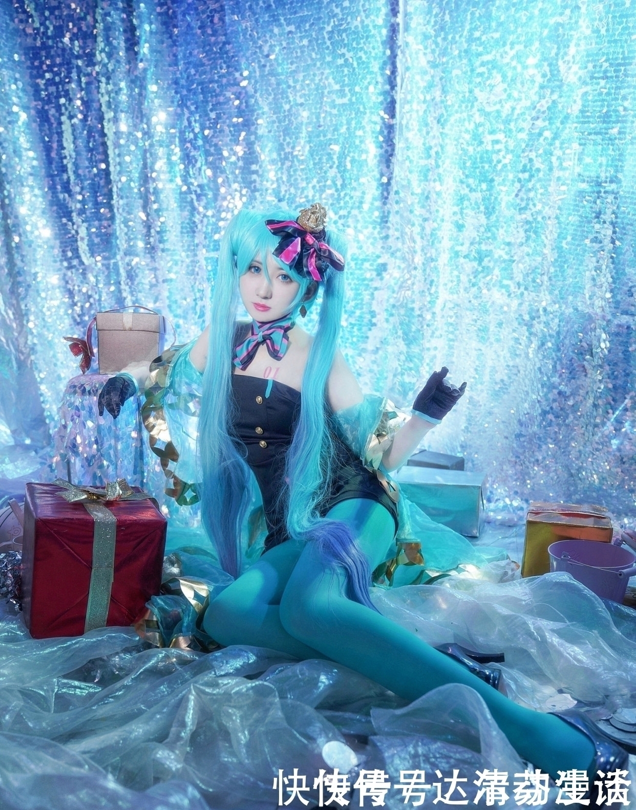 虚拟偶像|三组漂亮妹子COS的人气虚拟偶像“初音未来”还原度相当不错