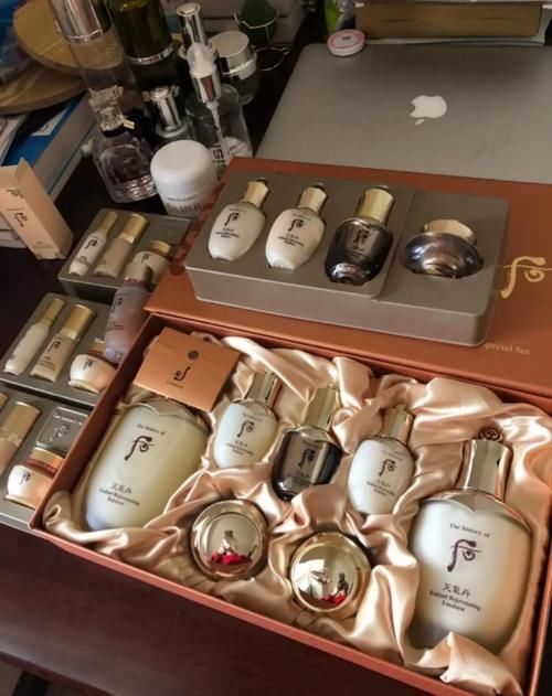 “日系”和“韩系”护肤品如何选?对比这几点区别,你就清楚了!