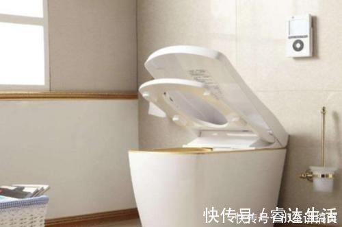 智能|马桶不用时是开着盖子还是盖上?这个卫生小细节,关系到卫生健康