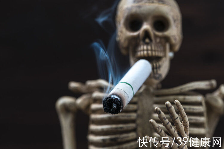 死亡率|以为是关节炎，一查却是肺癌！骨痛时有5个特点，劝你尽早做CT