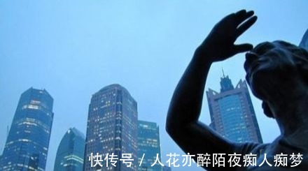 房贷|楼市“全面停贷”2大现状不得不面对,专家不要再乱买房了