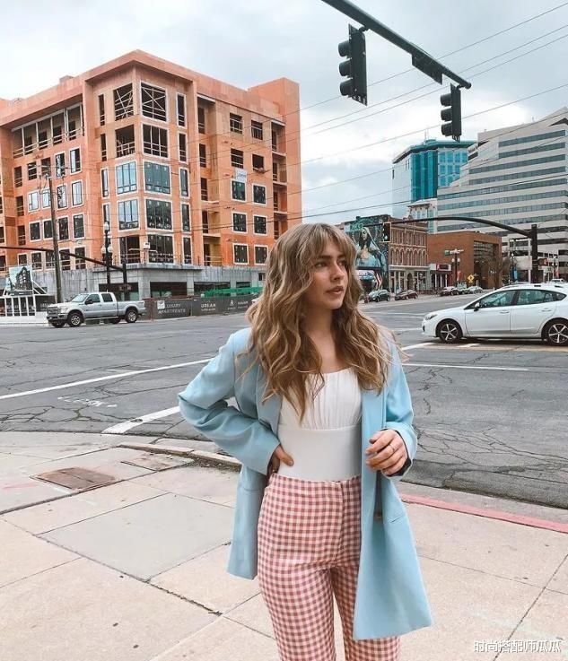 今年春夏流行这5款“颜色”，显白气质又高级，谁穿谁美！