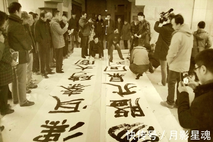 杨淮表记@6个既厚重又流畅的大字隶书斩获国展一等奖,堪称书坛“天花板”