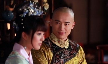 太后|新进宫妃子比贵妃还美艳,贵妃嫉妒让她唱歌娱乐,皇后乐了