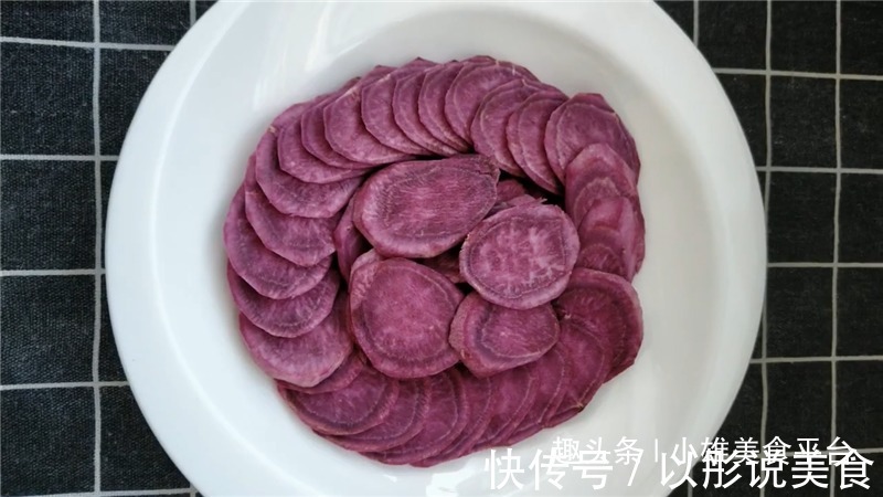 做早餐馒头放此物，各个蓬松可口，出锅就吃3个，越嚼越香