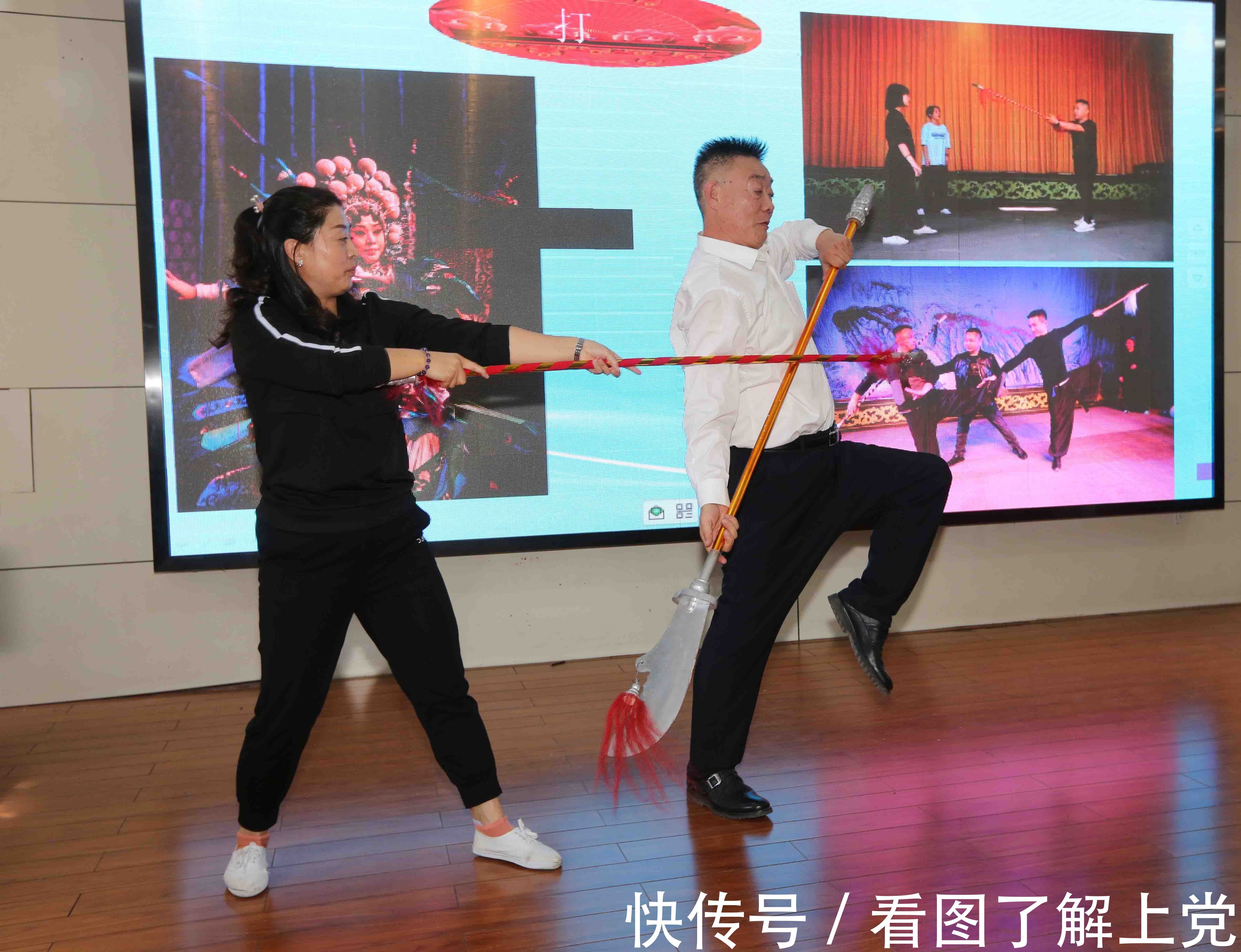 实验小学!【戏曲进校园·非遗在传承】走进长治市实验小学