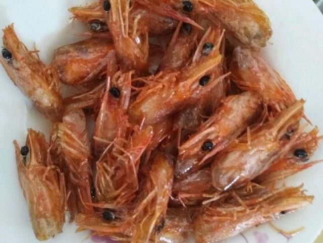 脏东西|虾头里面是精华还是脏东西可以吃吗才知道,这么多年虾白吃了