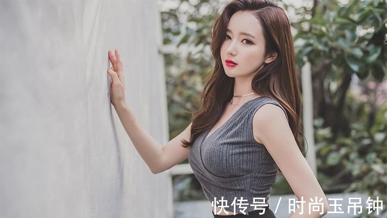 小姐姐|打造女生的气质搭配,V领的上衣太美了