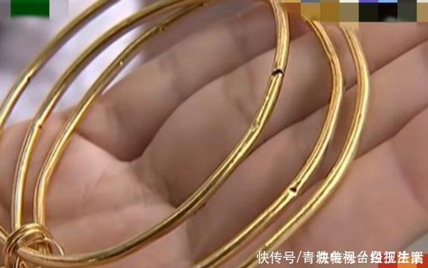 克数|女子10年前在金店买30克黄金，如今儿子结婚去取，却只能取出10克