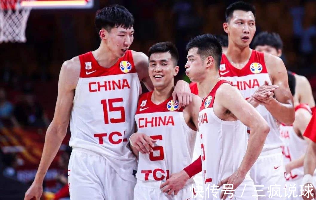 中国男篮|厉害了！国际篮联官宣！赵睿入选亚大区年度之星，中国男篮独一人