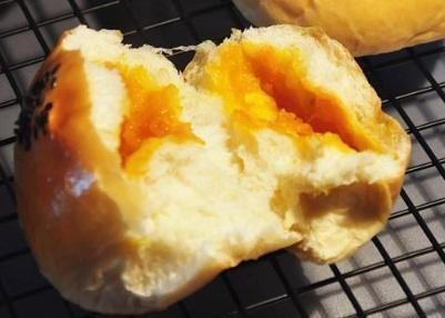 简单|简单家常菜红烧羊肉,泡椒鸡胗,浓香南瓜小餐包,金针菇豆皮卷