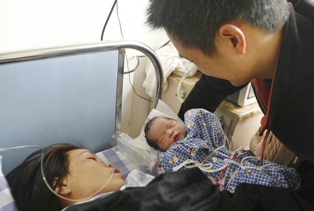 疤痕|为啥现在的剖腹产都不用“拆线”不“拆线”的利弊,孕妇要清楚