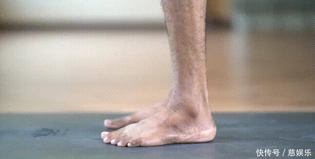 地垫|瑜伽练习如何更稳固5个动作增强足弓,帮助你打好基石