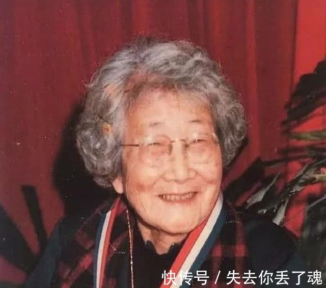 苏雪林#她用半辈子骂鲁迅，却不愿为丈夫做一碗汤，离婚后在孤独中逝去！