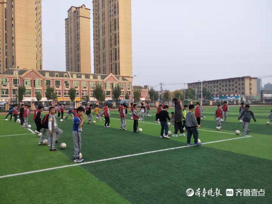 孩子们|定陶区第一实验小学开展“家长进校园 携手助成长”活动