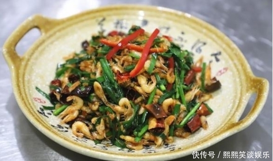 食材|河虾和“这种绿色食材”一起炒,我能吃3碗米饭,上桌就被抢光!