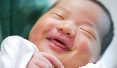 动画片|高智商的孩子,生下来时大多有这4个特征,你家宝宝占了几个?