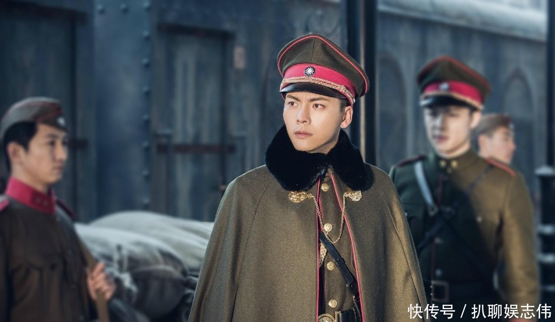 老九门张启山:从族长孙子到九门佛爷,最后放弃长生陪伴妻子