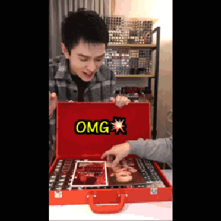 周黑鸭 连马应龙痔疮膏都盯上你的嘴了,身处口红经济效应中的你方不方?