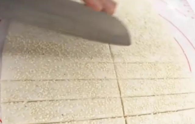 香掉牙千层饼,香酥可口,做主食当零食,足不出户享美食