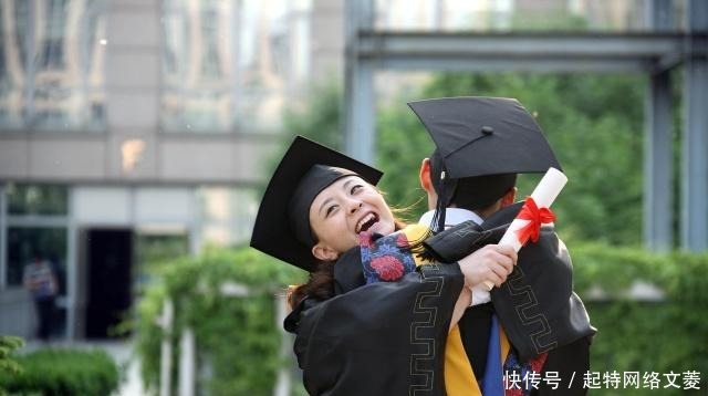 为何大学要求必考“英语四六级”？四级影响毕业，六级好处多多