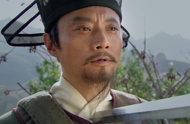 农民起义|《水浒传》宋江离称帝,只差一块布,他俩说了算